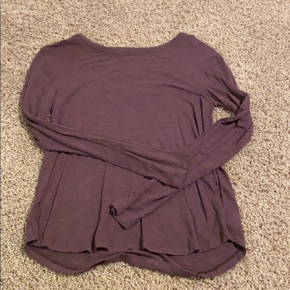 American eagle long sleeve tee